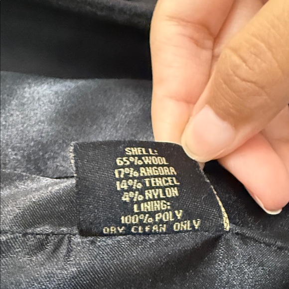 Kristen Blake Coat - Picture 5 of 9